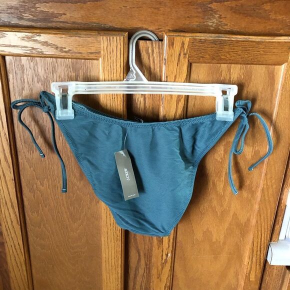NWT J Crew Ribbed Curved Waist Cheeky String Bikini Bottom Green - M - Picture 5 of 9